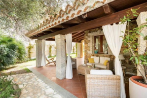 Prestigiosa Villa a Chia - Parcheggio riservato Chia